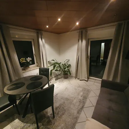Apartment Eibenweg 4 *