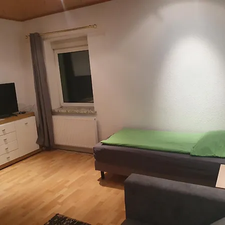 Eibenweg 4 *